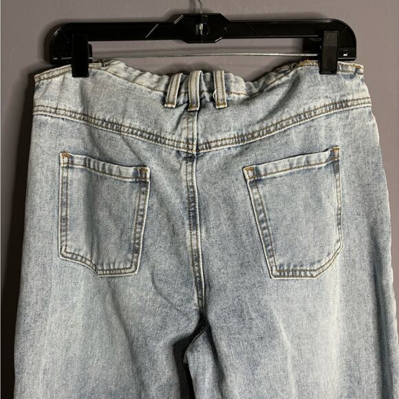 Lioness Acid Washed High Rise Wide Leg Jeans Silver Chain Detail Size Large - Picture 2 of 9